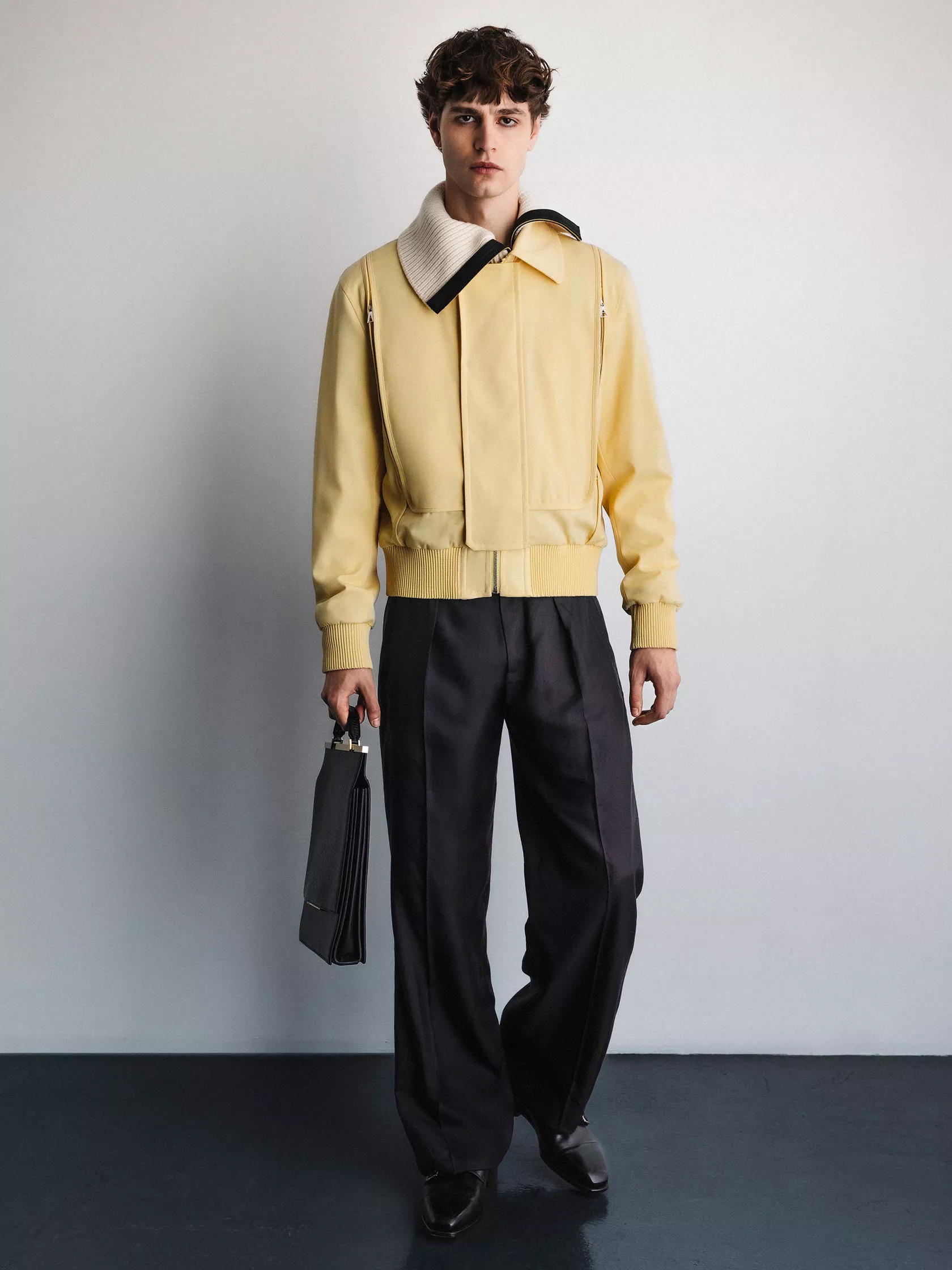 LOOK25
